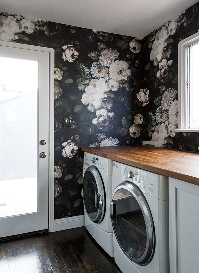 Trendspotting: Still Life Floral Wallpaper | Centsational Style